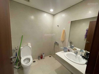 Nguyen Hong Street, Vietnam Nguyen Hong Street, Vietnam