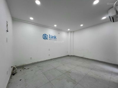 Su Van Hanh Street, Vietnam Su Van Hanh Street, Vietnam