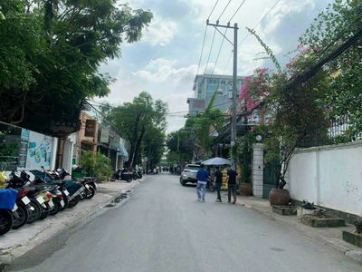 Phan Dang Luu Street, Vietnam Phan Dang Luu Street, Vietnam