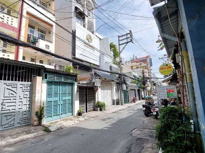 Nguyen Dinh Chinh Street, Vietnam Nguyen Dinh Chinh Street, Vietnam