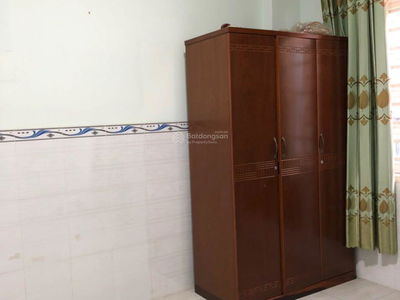 Nun Huynh Lien Street, Vietnam Nun Huynh Lien Street, Vietnam