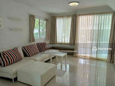 Pleno Wongwaen-Ramintra, Bangkok, Thailand Pleno Wongwaen-Ramintra, Bangkok, Thailand