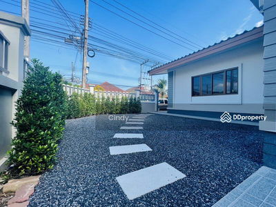 Burasiri Koh Kaew, Phuket, Thailand Burasiri Koh Kaew, Phuket, Thailand