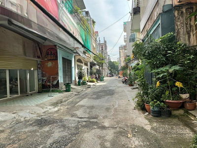 Cong Hoa Street, Vietnam Cong Hoa Street, Vietnam