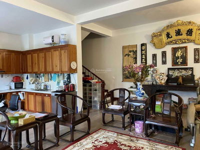 Ngoc Thuy Ward, Vietnam Ngoc Thuy Ward, Vietnam