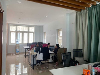 Him Lam Kenh Te, Vietnam  Him Lam Kenh Te, Vietnam