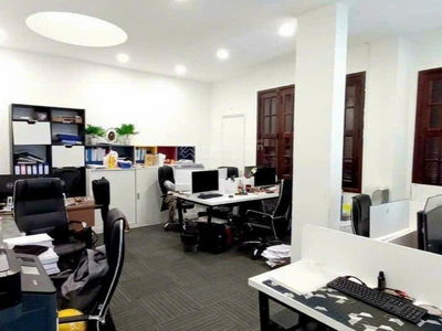 Hai Ba Trung Street, Vietnam Hai Ba Trung Street, Vietnam