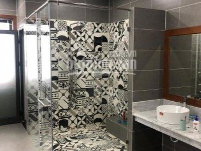 Him Lam Kenh Te, Vietnam  Him Lam Kenh Te, Vietnam