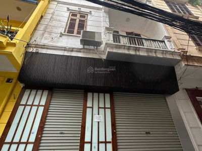 Tran Duy Hung Street, Vietnam Tran Duy Hung Street, Vietnam