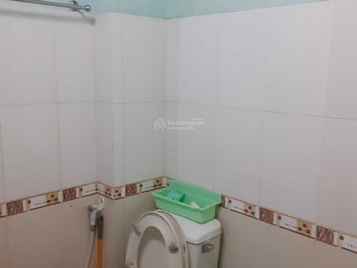 Nguyen Hong Street, Vietnam Nguyen Hong Street, Vietnam