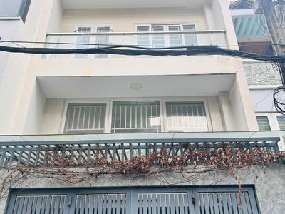 Hoang Hoa Tham Street Hoang Hoa Tham Street