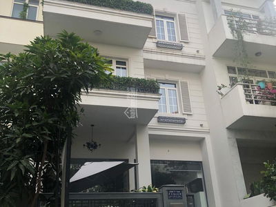 Him Lam Kenh Te, Vietnam  Him Lam Kenh Te, Vietnam