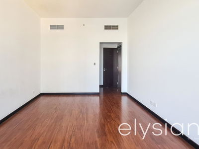 Green Lake Towers, United Arab Emirates  Green Lake Towers, United Arab Emirates