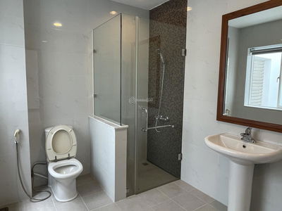 Truong Son Street, Vietnam Truong Son Street, Vietnam