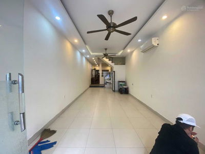 Le Hong Phong Street, Vietnam Le Hong Phong Street, Vietnam