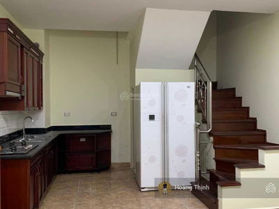 Hoang Hoa Tham Street, Vietnam  Hoang Hoa Tham Street, Vietnam