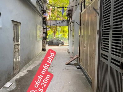 Tran Hoa Street, Vietnam Tran Hoa Street, Vietnam