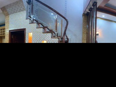 Lac Long Quan Street, Vietnam Lac Long Quan Street, Vietnam