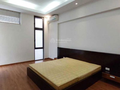 Ngoc Thuy Ward, Vietnam Ngoc Thuy Ward, Vietnam