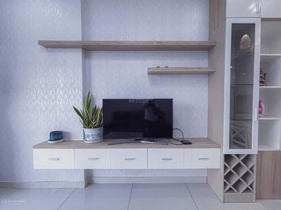 Sunrise City, Vietnam  Sunrise City, Vietnam