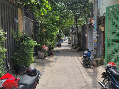 Le Van Quoi Street, Vietnam Le Van Quoi Street, Vietnam