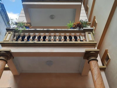 Doi Can Street, Vietnam Doi Can Street, Vietnam