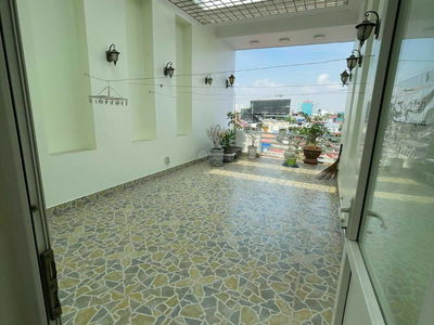 Le Hong Phong Street, Vietnam Le Hong Phong Street, Vietnam