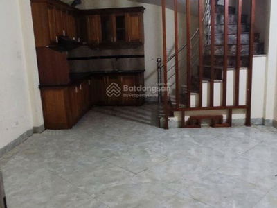 No. 6 Alley 29 Alley 279 Linh Nam, Vietnam No. 6 Alley 29 Alley 279 Linh Nam, Vietnam