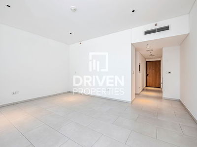 Marquise Square Tower, United Arab Emirates  Marquise Square Tower, United Arab Emirates