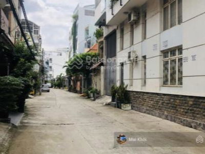 Bui Dinh Tuy Street, Vietnam Bui Dinh Tuy Street, Vietnam