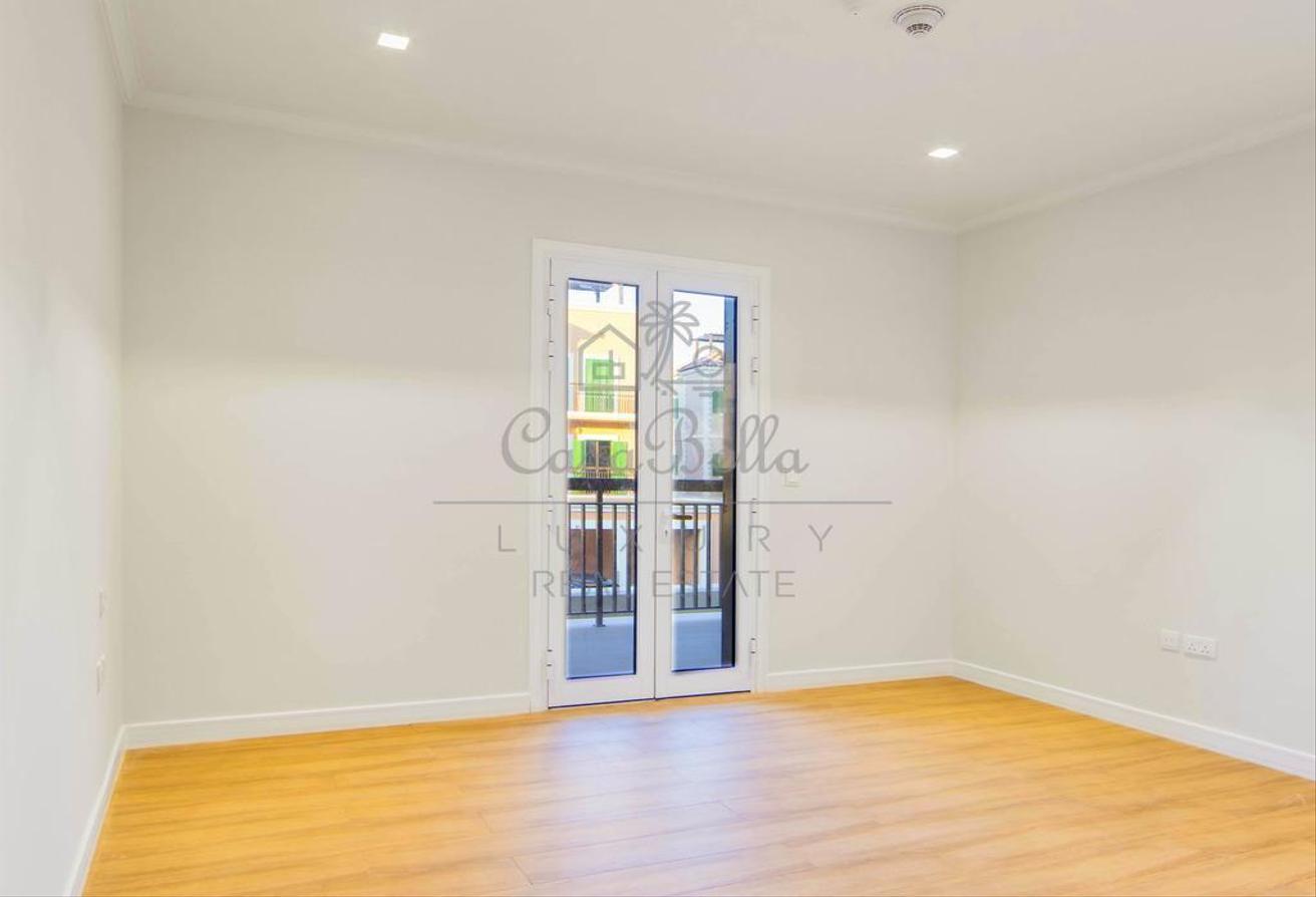 Sur La Mer, United Arab Emirates Sur La Mer, United Arab Emirates