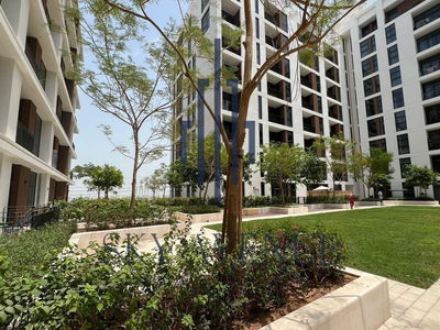 Park Point Building C, United Arab Emirates  Park Point Building C, United Arab Emirates