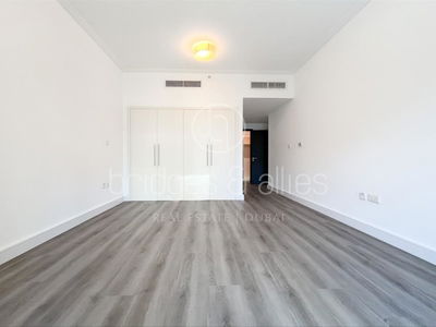 South Ridge 5, United Arab Emirates  South Ridge 5, United Arab Emirates