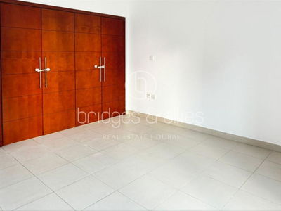 South Ridge 5, United Arab Emirates  South Ridge 5, United Arab Emirates