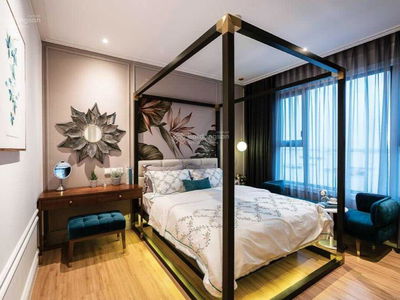 Sunrise City, Vietnam Sunrise City, Vietnam