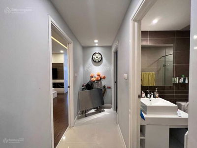 Sunrise City, Vietnam Sunrise City, Vietnam