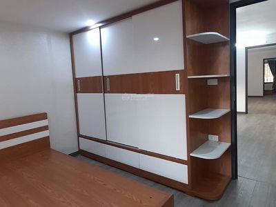 Nguyen Hong Street, Vietnam Nguyen Hong Street, Vietnam