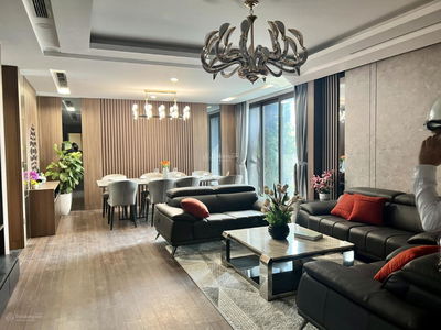 Green Diamond 93 Lang Ha, Vietnam Green Diamond 93 Lang Ha, Vietnam