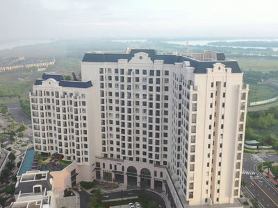 Swan Bay, Vietnam Swan Bay, Vietnam