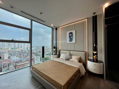 The Nine, Vietnam The Nine, Vietnam