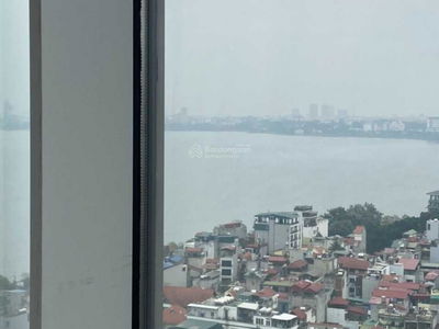 Watermark Tay Ho project, Lac Long Quan Street, Nghia Do Ward, Cau Giay, Hanoi, price 15 billion, Vietnam Watermark Tay Ho project, Lac Long Quan Street, Nghia Do Ward, Cau Giay, Hanoi, price 15 billion, Vietnam