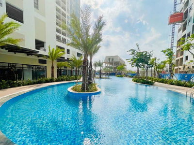 Charm City, Vietnam Charm City, Vietnam