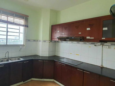 Him Lam Nam Khanh, Vietnam Him Lam Nam Khanh, Vietnam