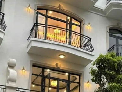 The Empire, Vietnam The Empire, Vietnam