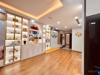 The Nine, Vietnam The Nine, Vietnam