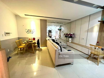 Oriental Plaza 685 Au Co, Vietnam Oriental Plaza 685 Au Co, Vietnam