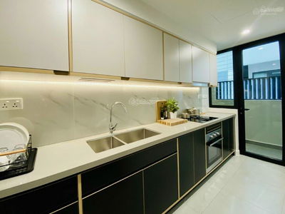 Zenith, Vietnam Zenith, Vietnam