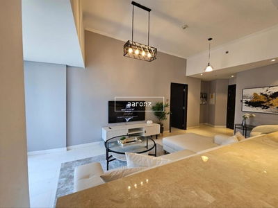 Cayan Tower, United Arab Emirates  Cayan Tower, United Arab Emirates