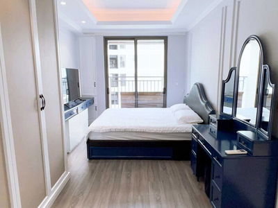 River Gate, Vietnam River Gate, Vietnam