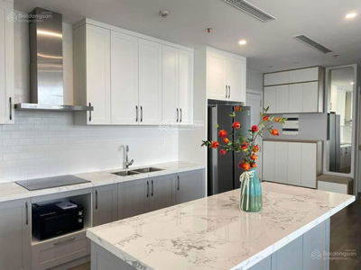 Khuong Trung Street, Vietnam Khuong Trung Street, Vietnam